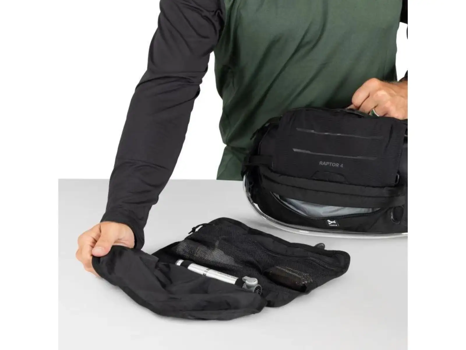 Osprey Raptor 4 ľadvinka Pediment Grey