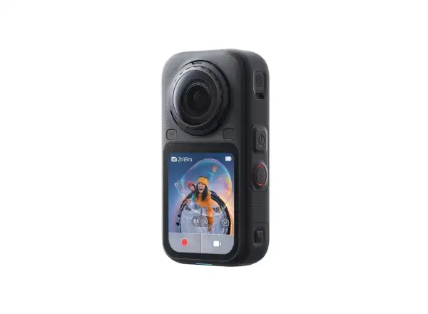 Insta360 X6 akčná kamera Essentials Bundle Black