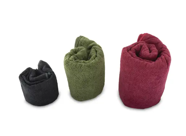 Pinguin Terry Towel uterák L red (120x60 cm)