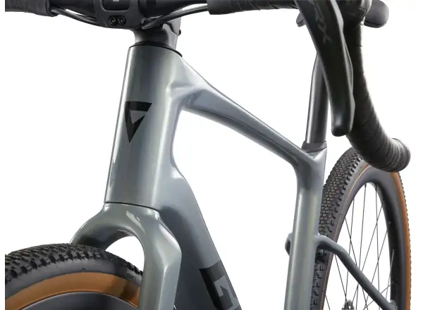 Giant Revolt Advanced 0 gravel bicykel Aurora Noise