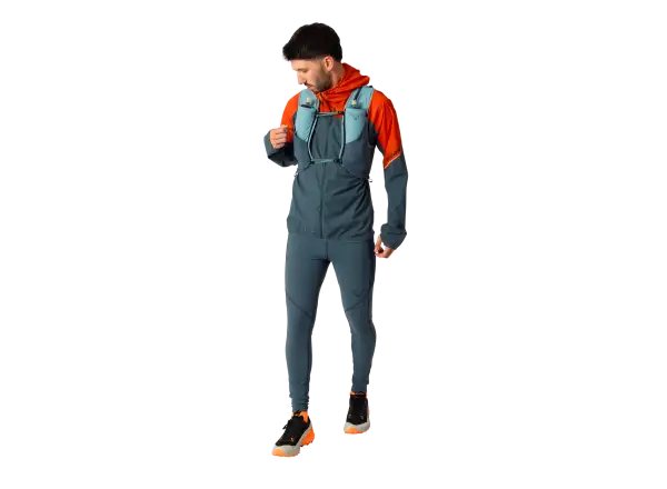 Dynafit Alpine 8 l bežecká vesta Smoke Blue/Cinder