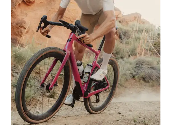 Cervélo Aspero SRAM Apex 1 gravel bicykel Dusty Unicorn