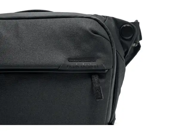 Peak Design Everyday Sling 3 l v2 ľadvinka Black