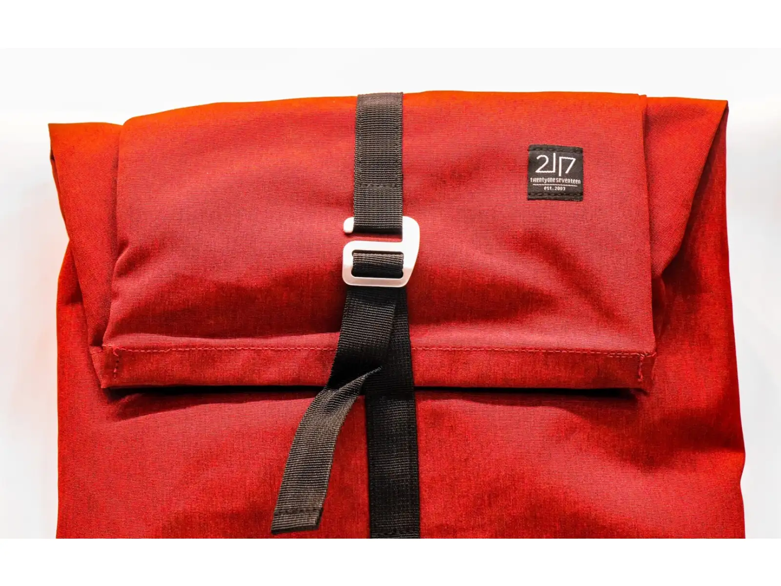 2117 of Sweden Elghult mestský batoh 30 l Wine Red