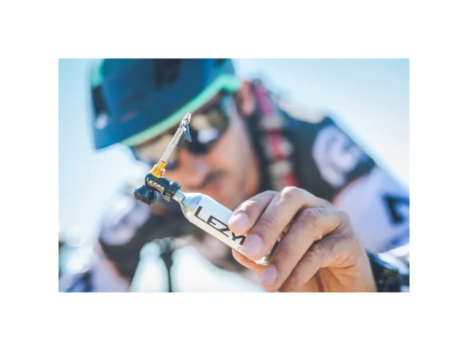 Lezyne Tubeless CO2 Blaster W/O CO2 Súprava na opravu bezdušových plášťov