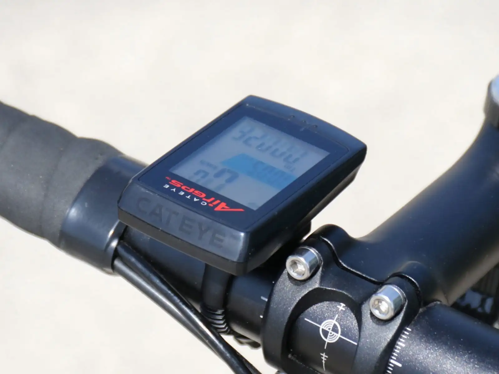 CatEye AirGPS GPS100 computer čierna