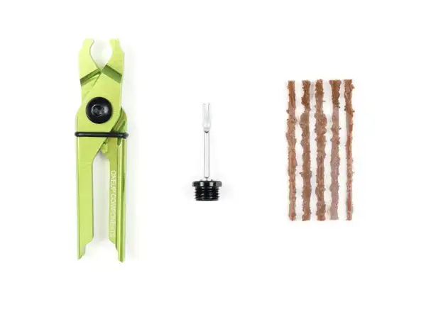 OneUp EDC Plug and Pliers náradie
