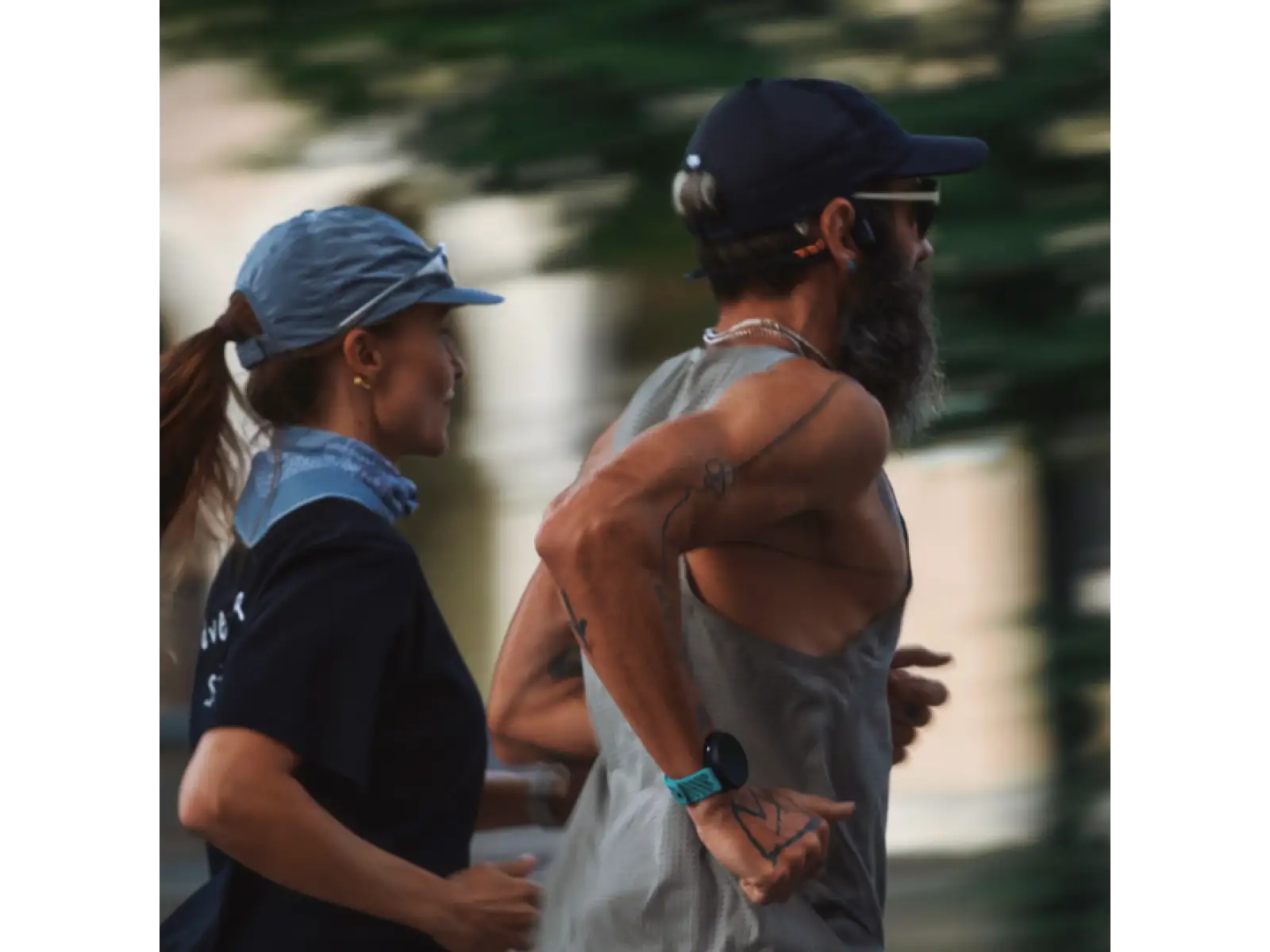 Suunto Race 2 inteligentné hodinky wave blue