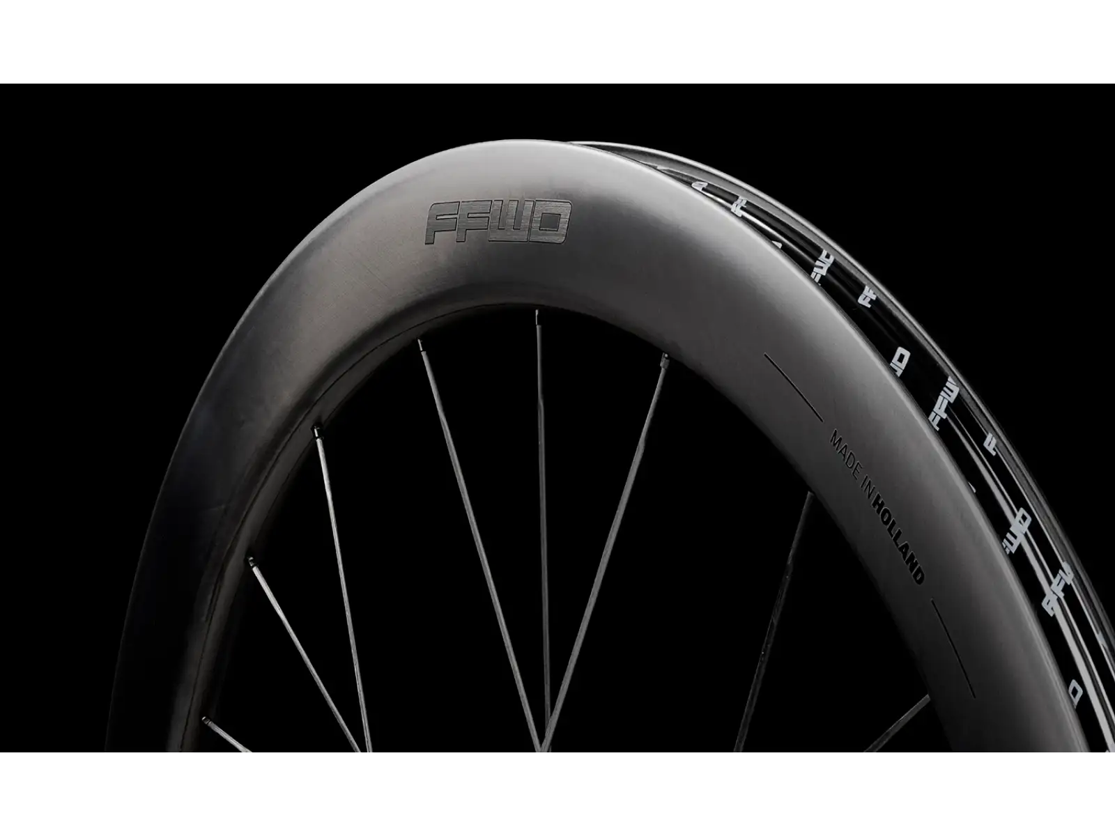 Cestné kolesá FFWD RAW CS 55 Matt Black