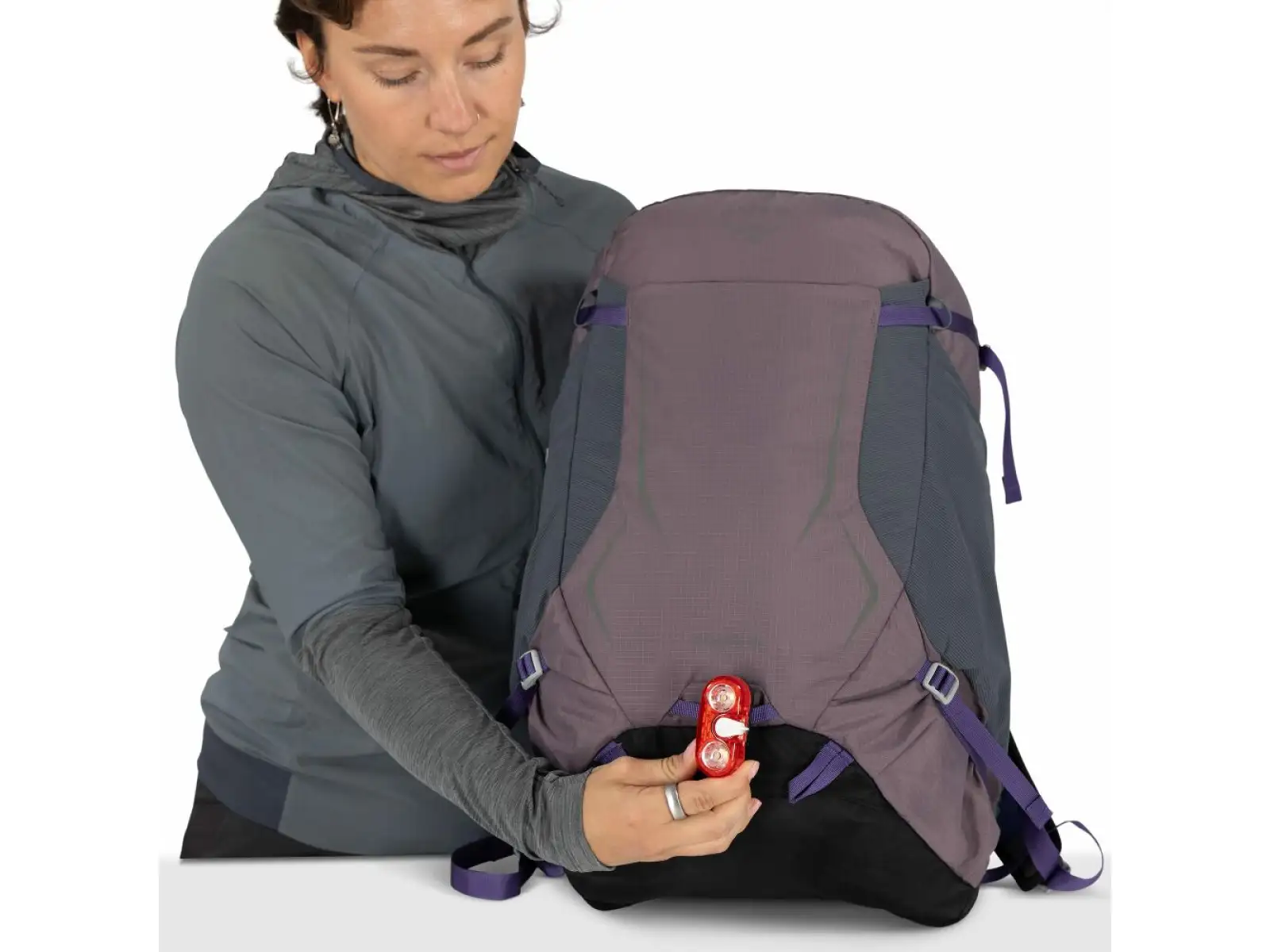 Osprey Hikelite batoh 28 l Graphite purple