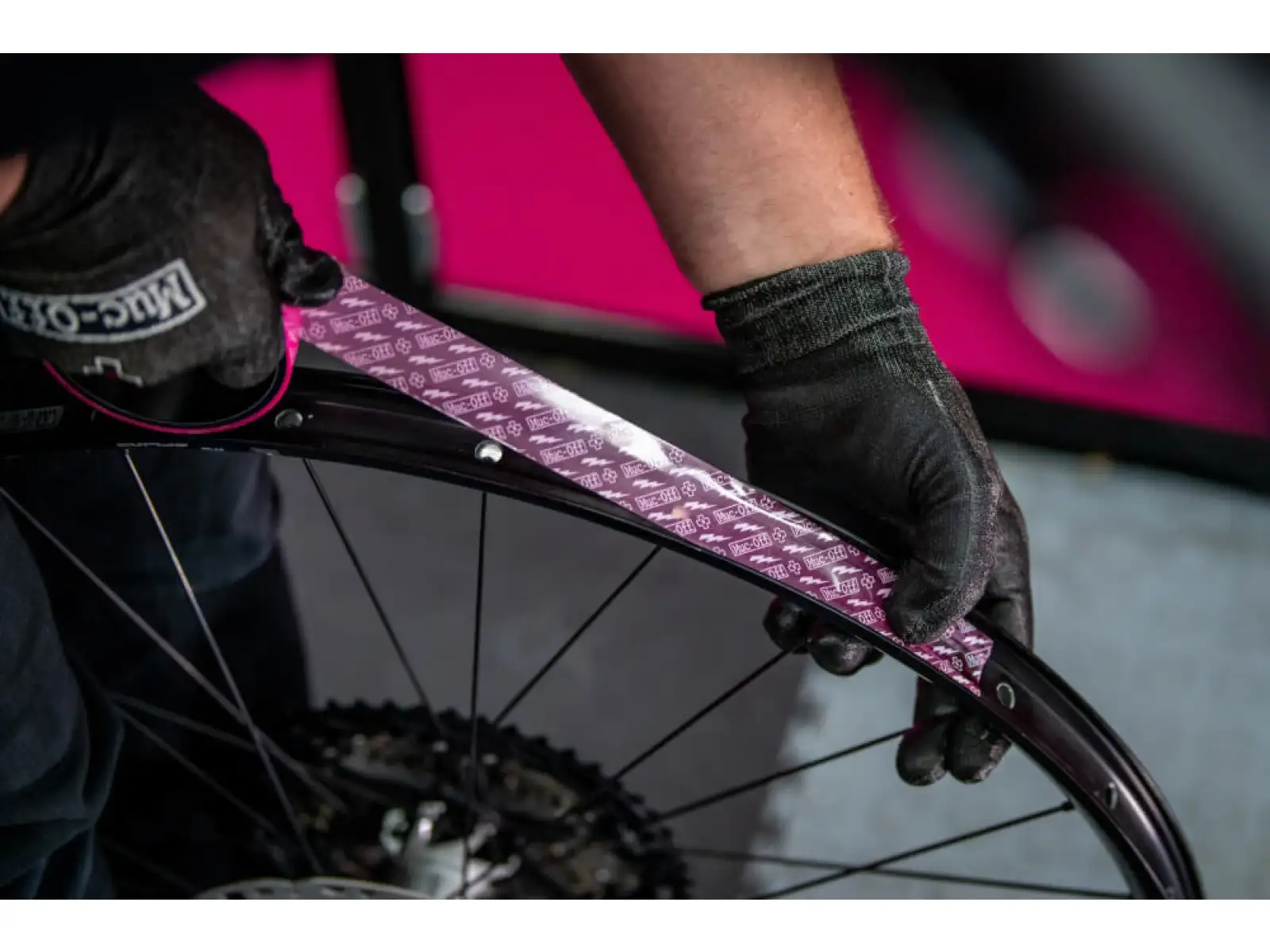 Muc-Off Tubeless Rim Tape páska do ráfikov 50 m