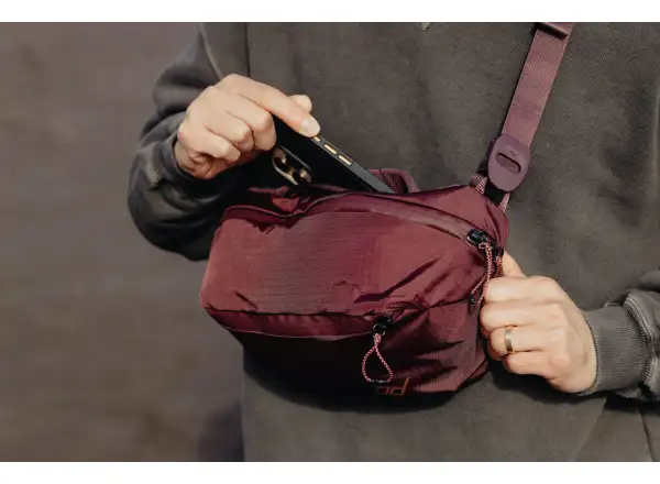 Peak Design Outdoor Sling 4L batoh Black