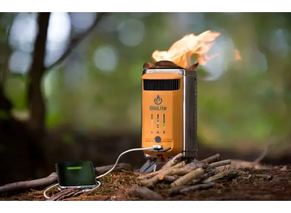 BioLite CampStove 2+ varič na tuhé palivo