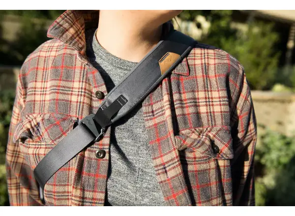 Peak Design Everyday Sling 3 l v2 ľadvinka Black