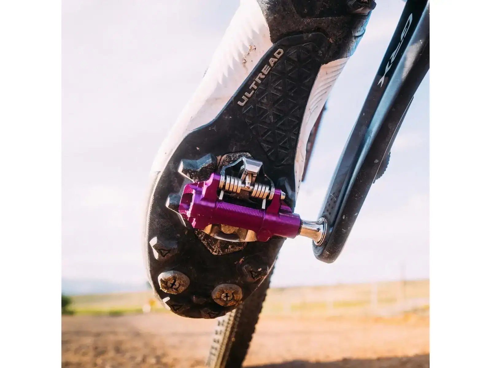 WOLF TOOTH DEL Gravel Race bezklipové pedále Ultraviolet Purple