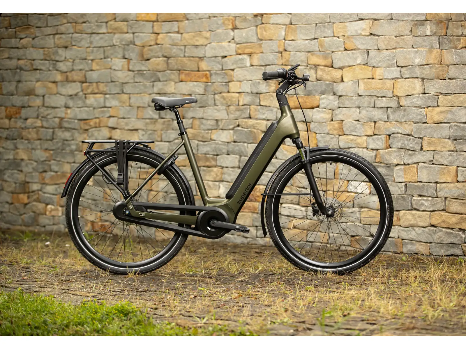 Superior eWAY 6.4 mestský elektrobicykel Matte Black