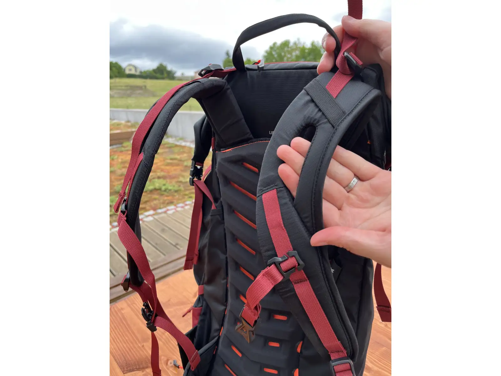 Salewa Puez dámsky batoh 32 l + 5 l Syrah/Black Out