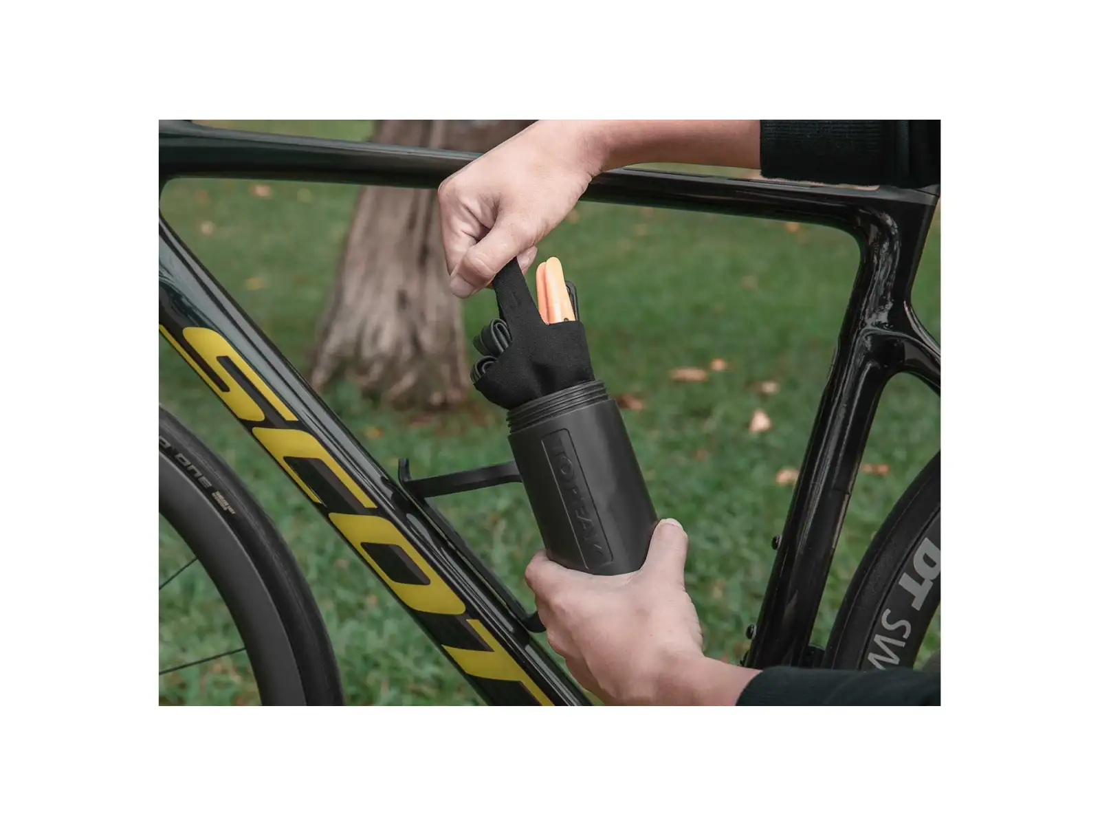 Topeak Escape Pod S brašňa do košíka na fľašu