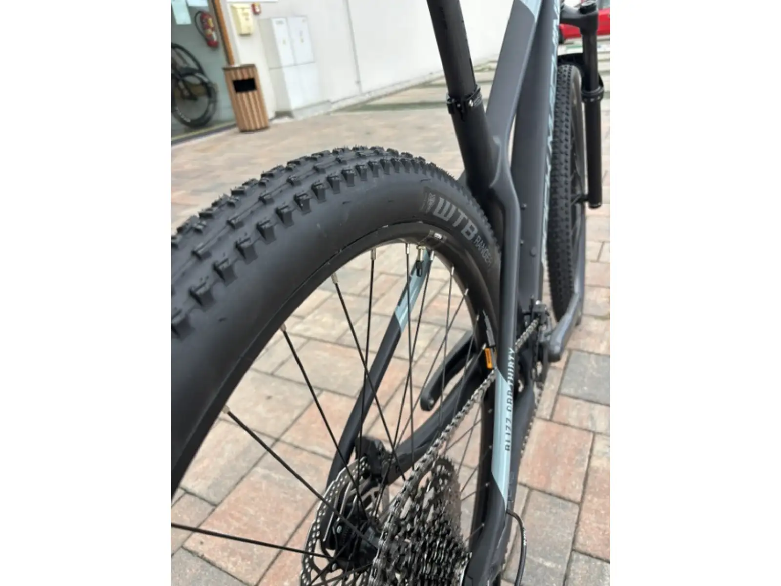 Rock Machine BLIZZ CRB 30-29 horský bicykel Black/Grey VZORKA