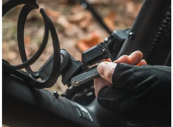 Ninja+ ToolBox Mini, vodotesný box na náradie s/CNC 7 funkciami mini náradia, s klietkou na fľašu Ninja