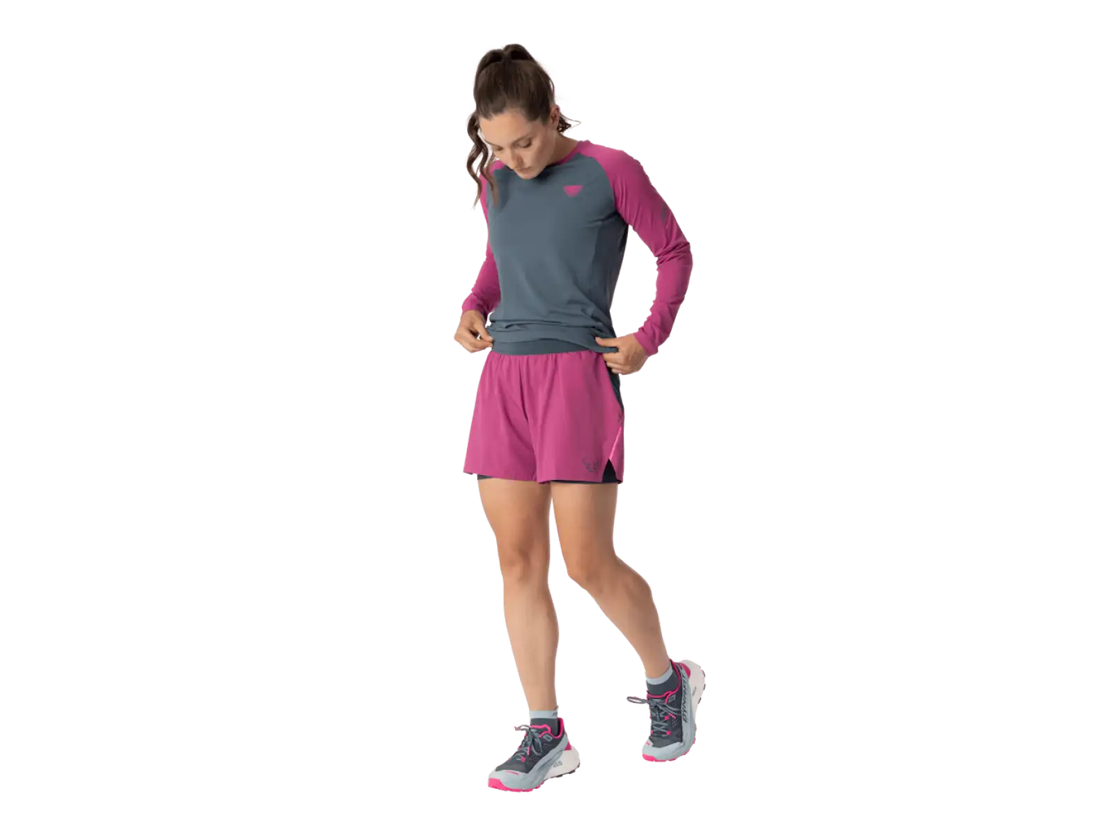 Dynafit Alpine Pro 2v1 dámske bežecké kraťasy Magenta