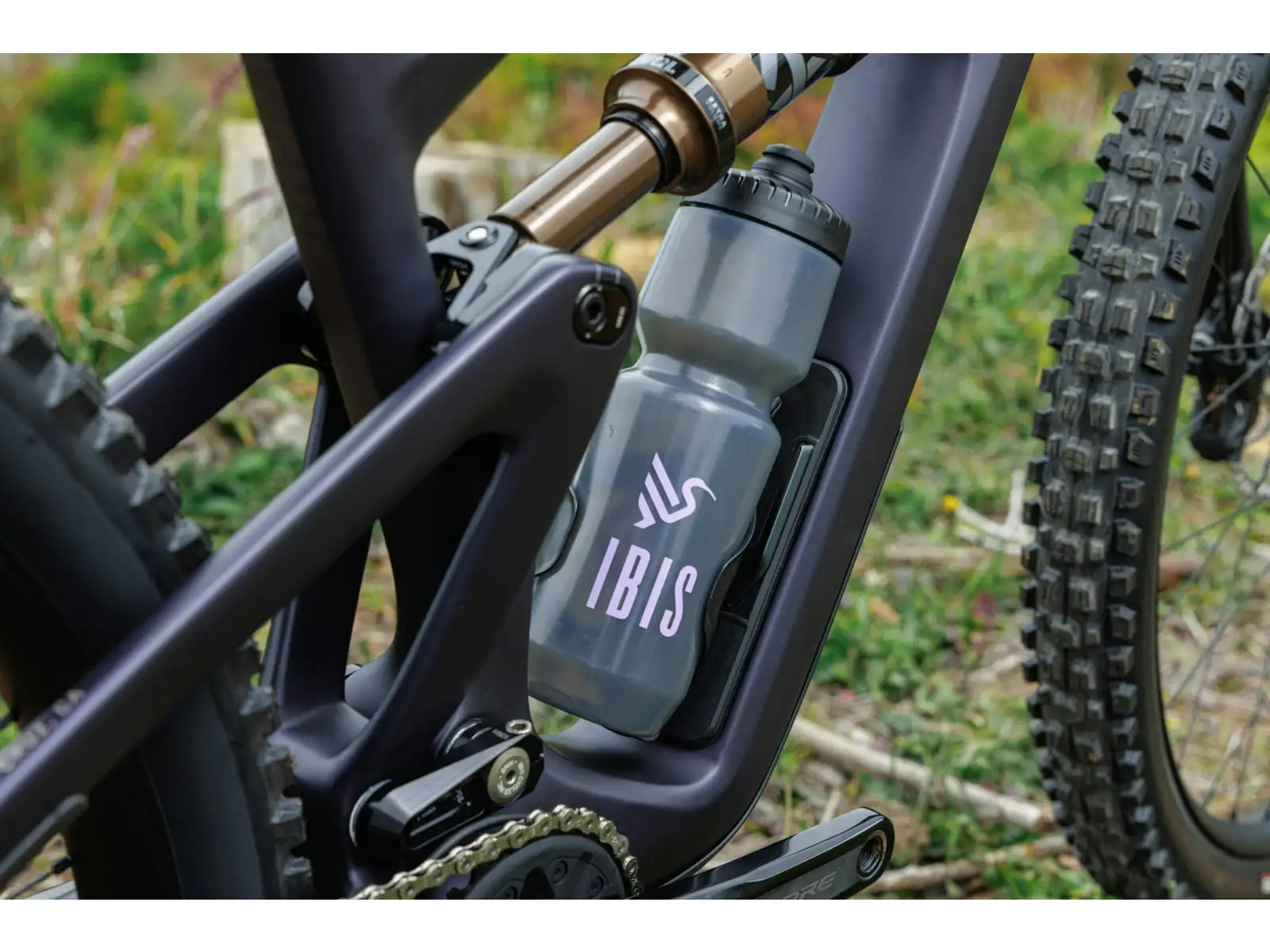 Ibis Ripmo V3 Deore XT horský bicykel Heckleberry Purple