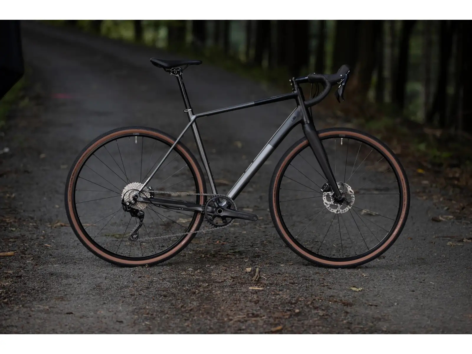 Superior X-Road 6.2 GR gravel kolo Matte Anthracite