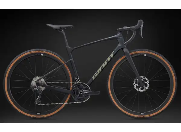 Giant Revolt Advanced 0 gravel bicykel Carbon