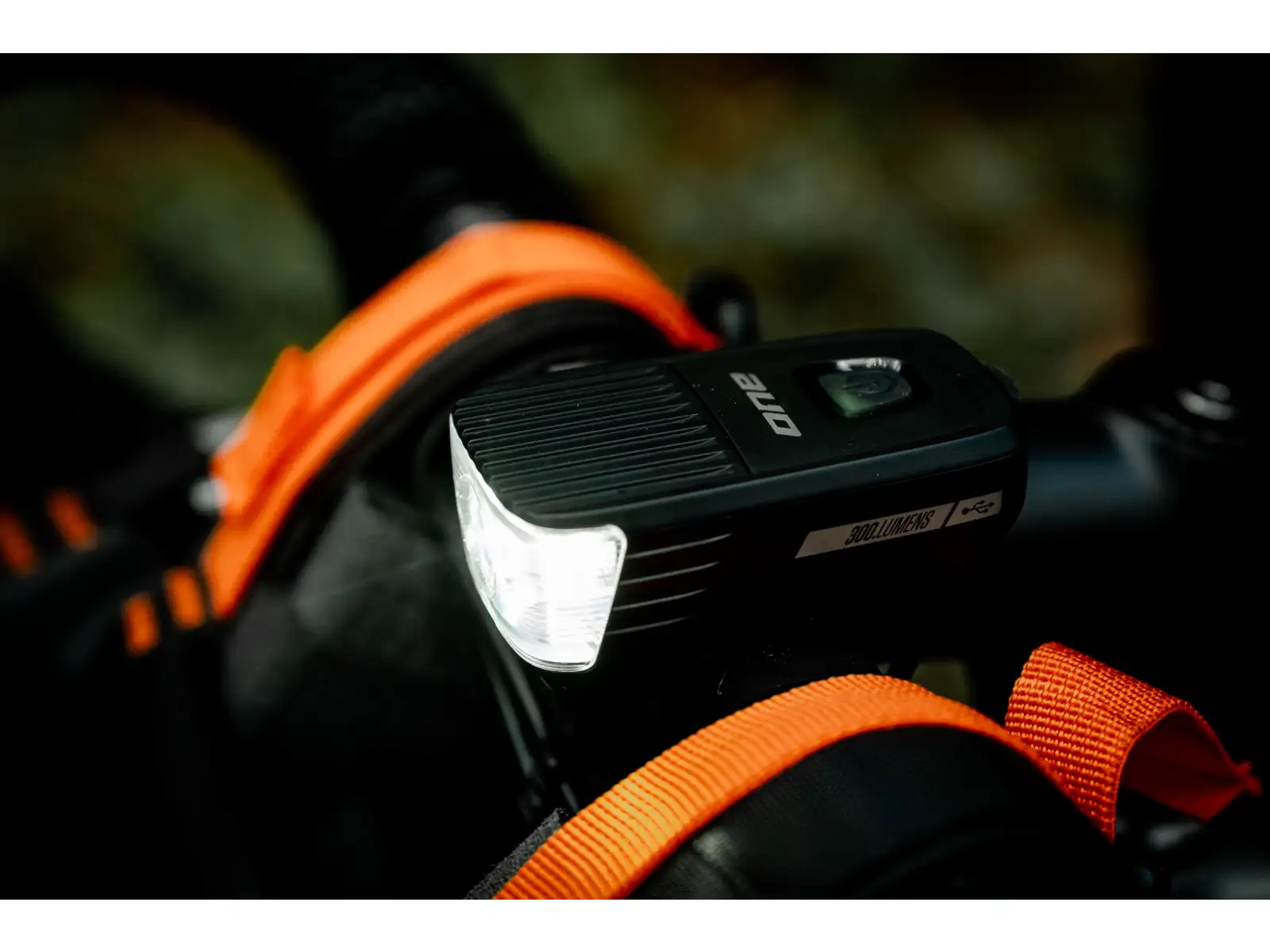 One Bikeparts F.Light 50 svetlo black/grey