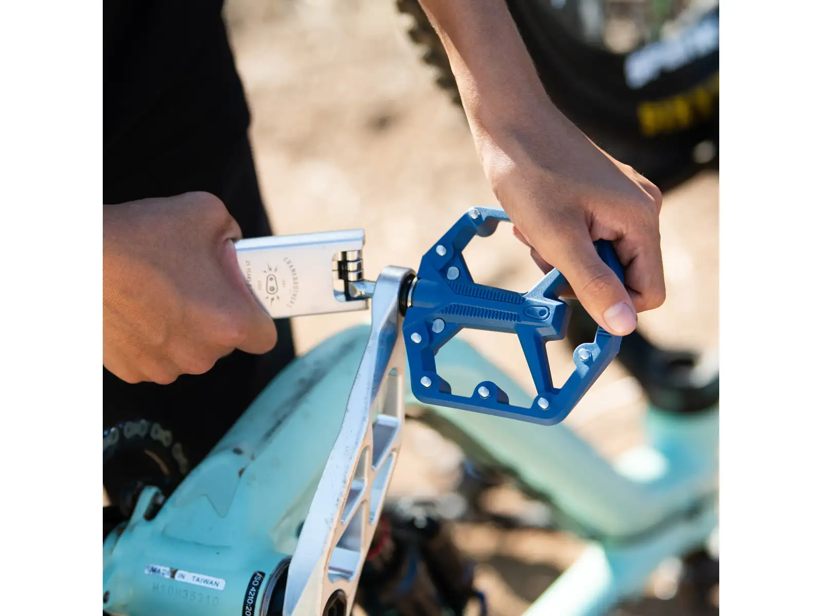CRANKBROTHERS Stamp 1 Small platformové pedále Green Gen 2