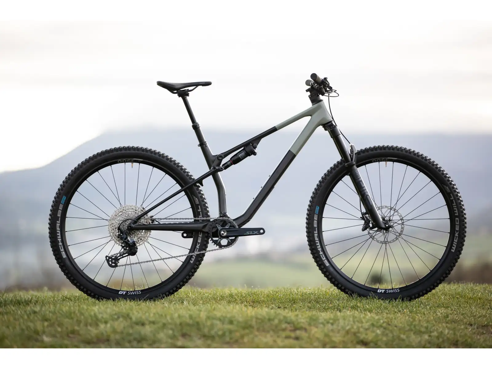 SuperiorSuperior XF 9.6 DC horský bicykel Matte Carbon/Grey