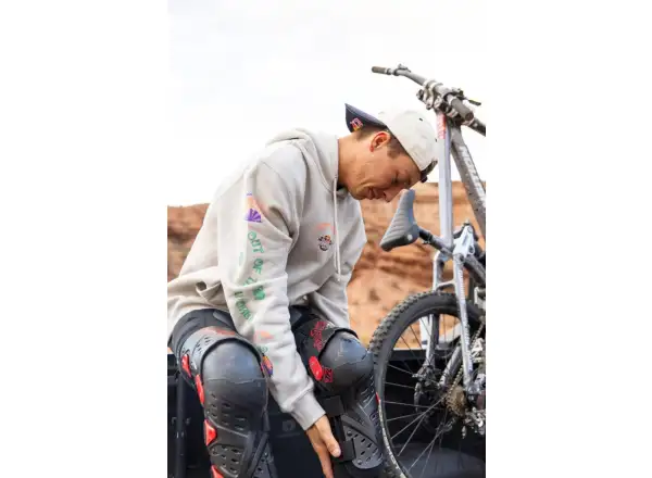 Troy Lee Designs x Red Bull Rampage Valley of Gods pánska mikina Bone