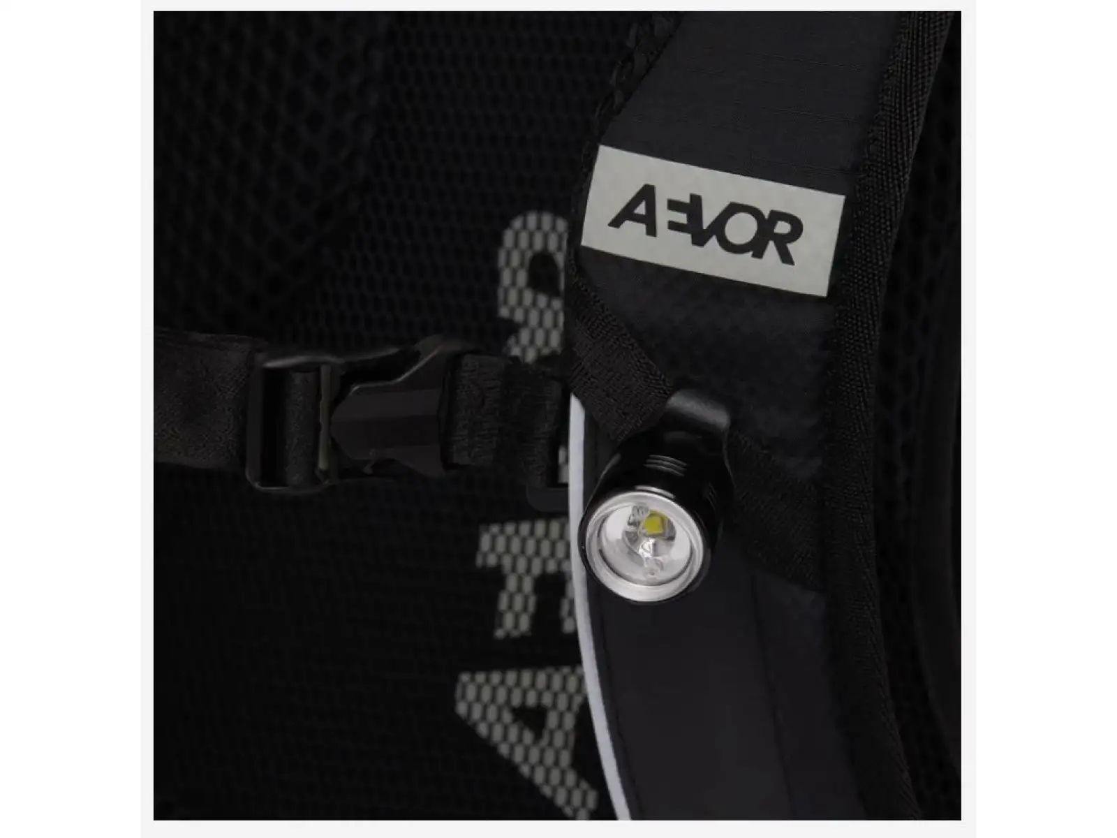 Aevor Bike Pack batoh 24 l Proof Black