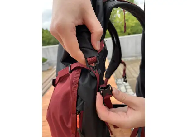 Salewa Puez dámsky batoh 32 l + 5 l Syrah/Black Out