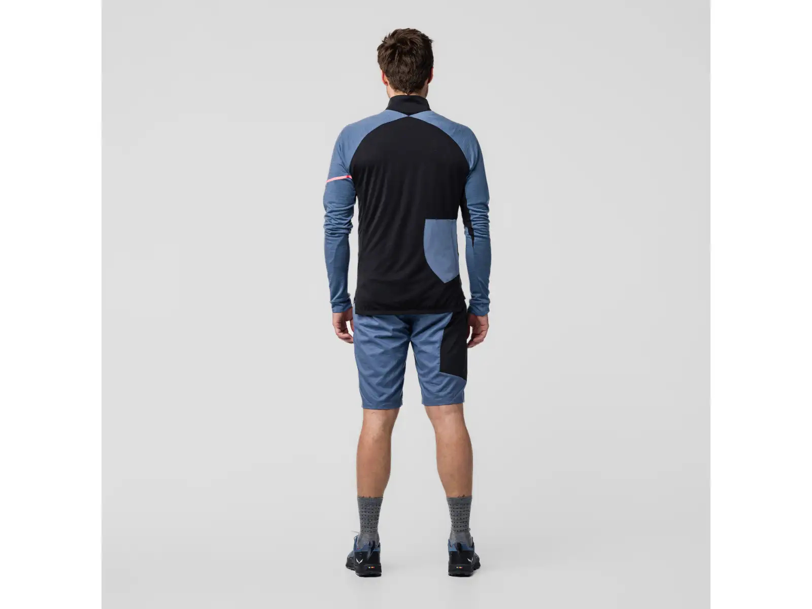 Salewa Vento AM HYB pánska bunda Black Out