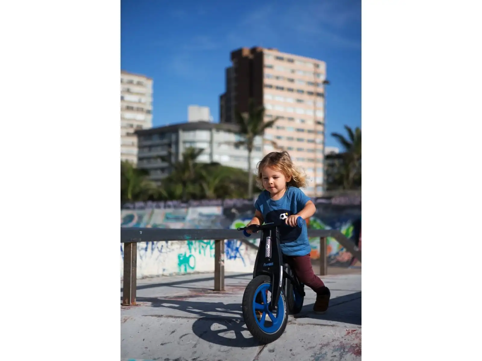 First Bike Street detské odrážadlo oranžová