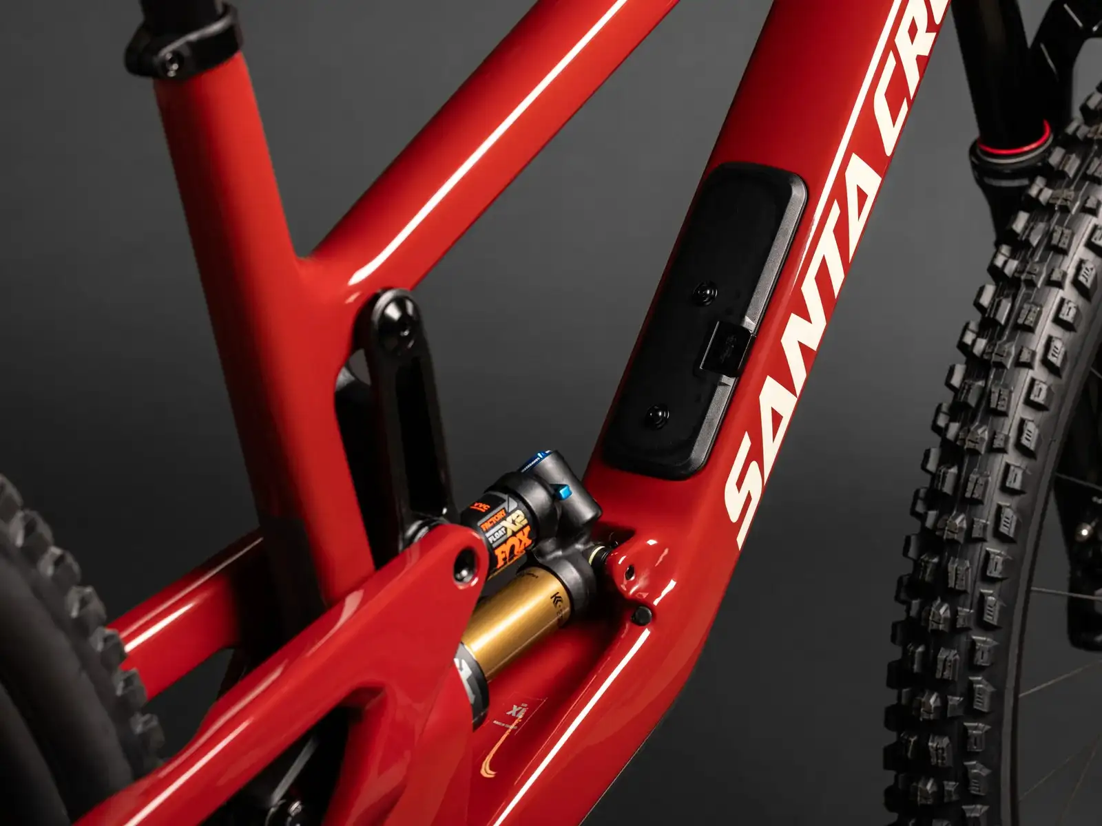Santa Cruz Megatower 2 C GX AXS celoodpružený bicykel Gloss Crimson