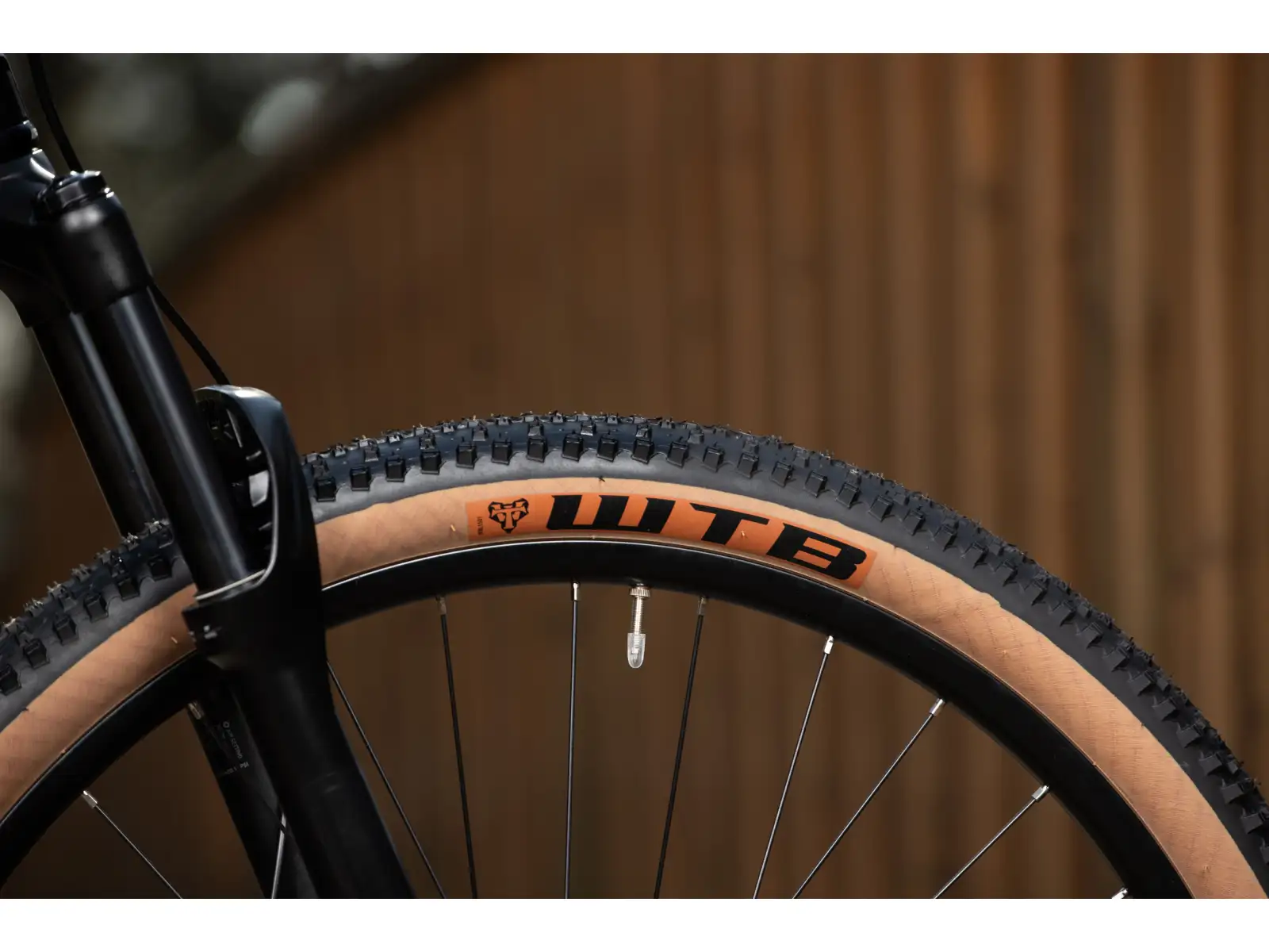 Rock Machine Blizz Cr 20 horský bicykel Gloss Basalt Black