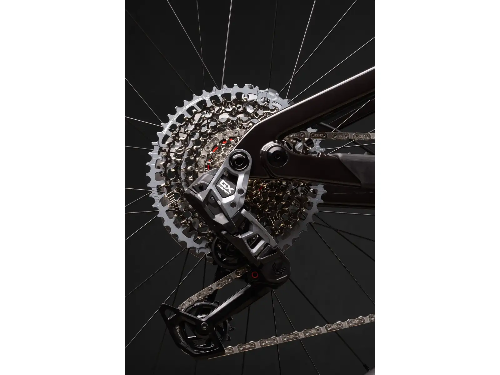 Santa Cruz Bullit 4 C MX 27 90 CH elektrobicykel Matte Carbon