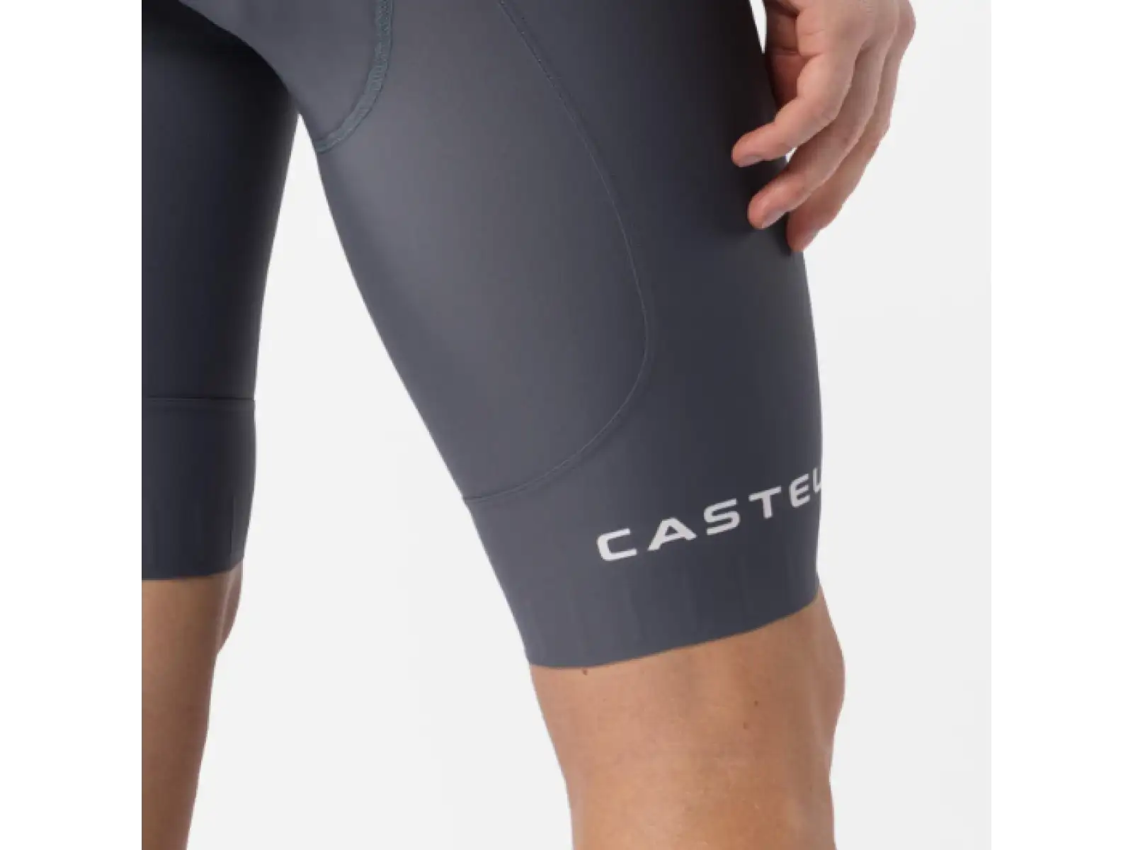 Castelli Espresso 2 pánske kraťasy s vložkou a trakmi Smoky Gray