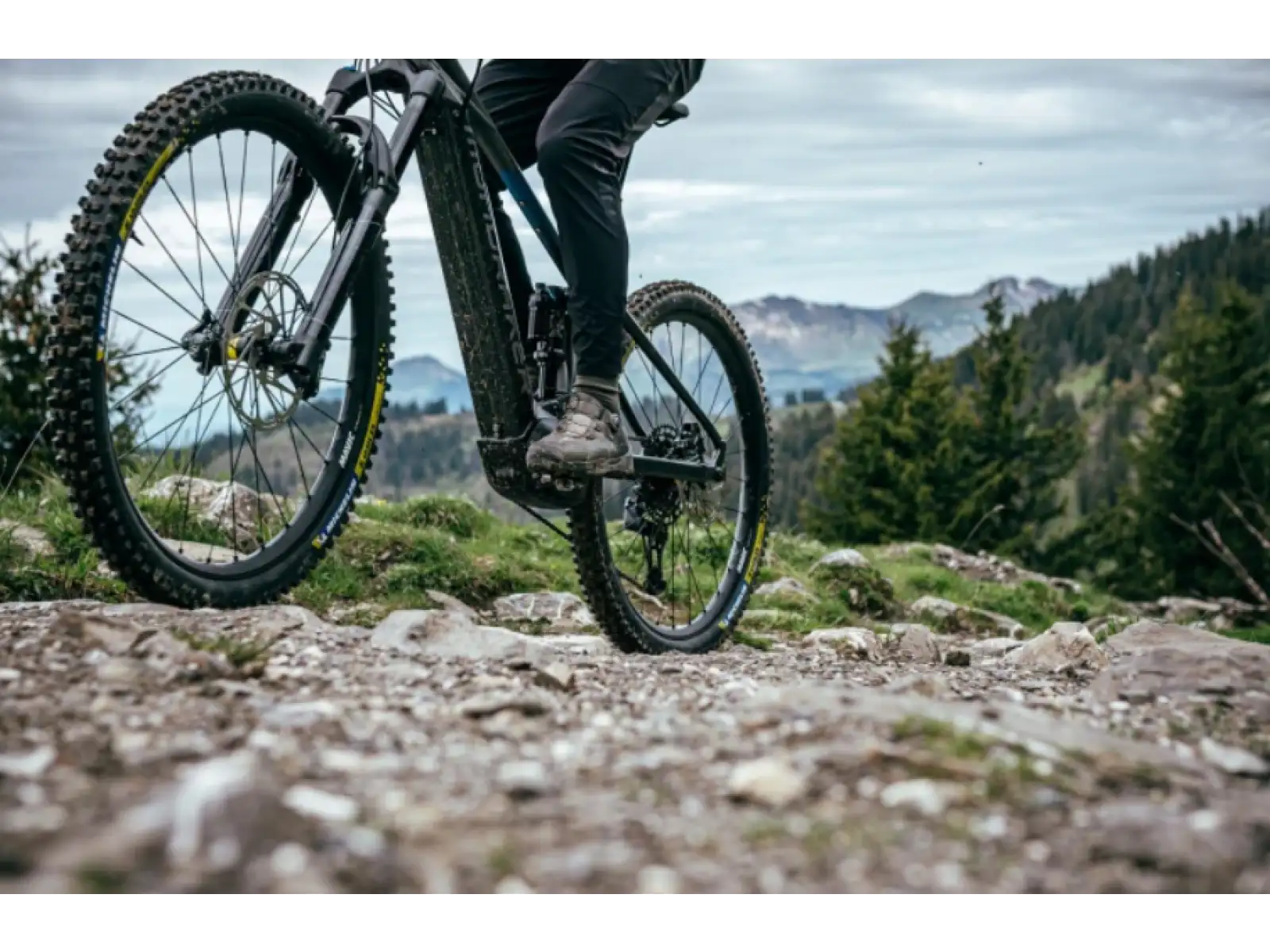 Mavic E-Deemax S 30 Boost INTL 29" vypleténé kolesá