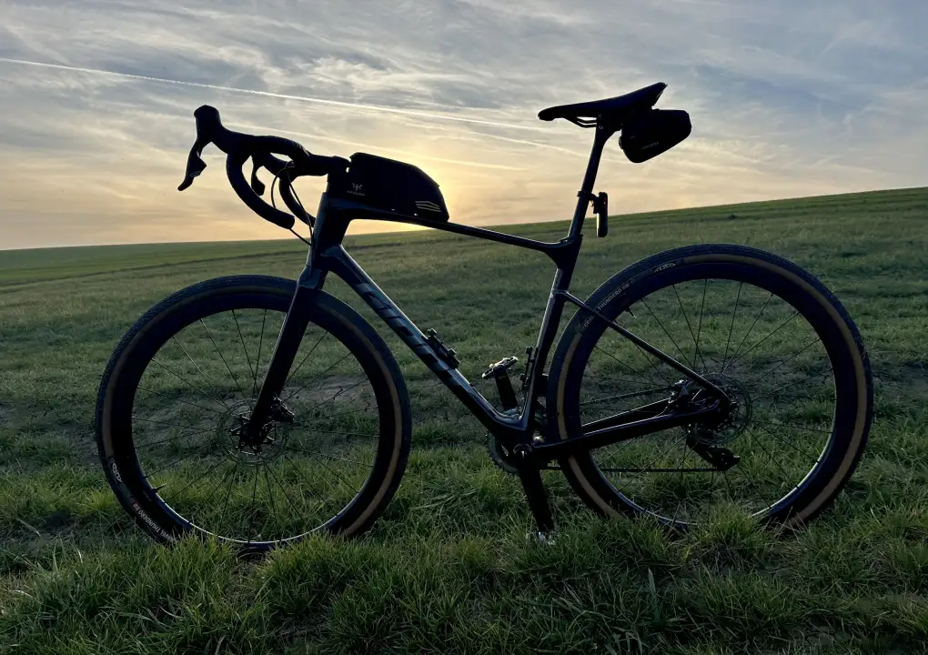 Brašny na kolo: Jak vybrat a rozumně sbalit výbavu na bikepacking
