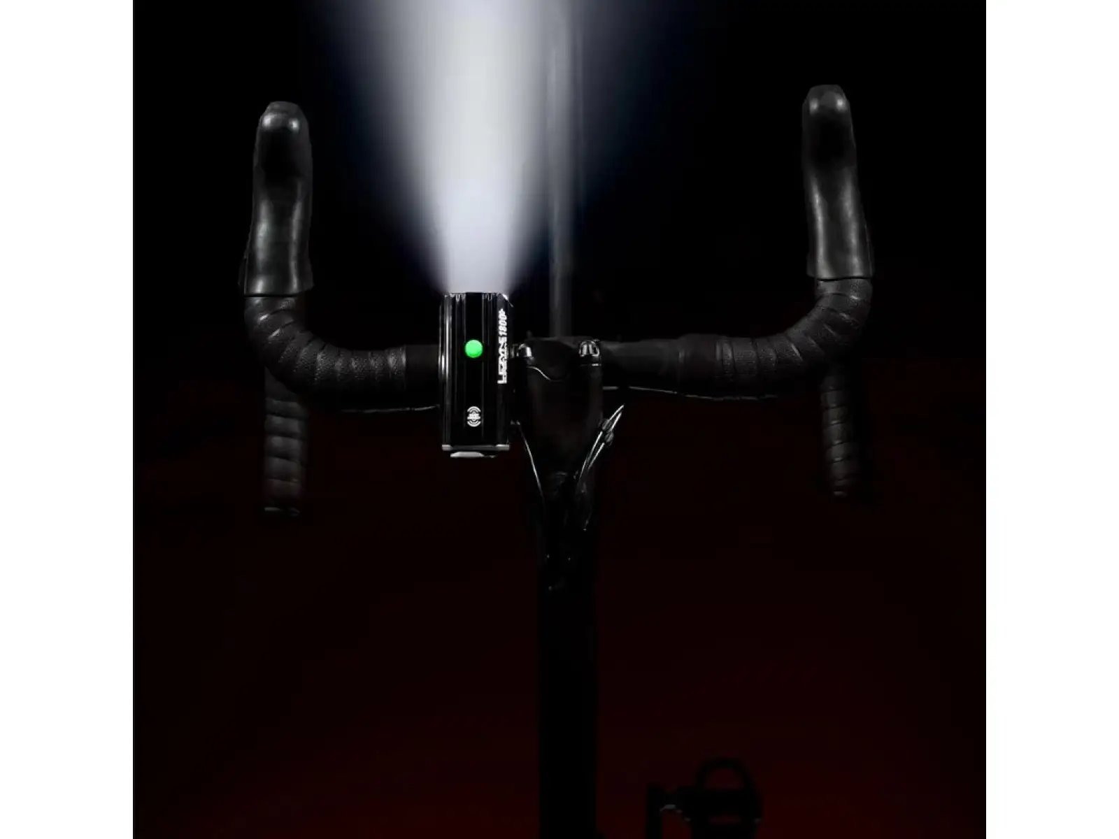 Lezyne Super Drive 1800+ Smart predné svetlo Black