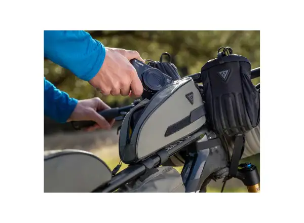 Topeak TopLoader brašna na rám 0,75 l zelená