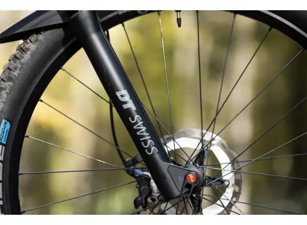 Celoodpružený elektrický bicykel Superior eXF 6.8