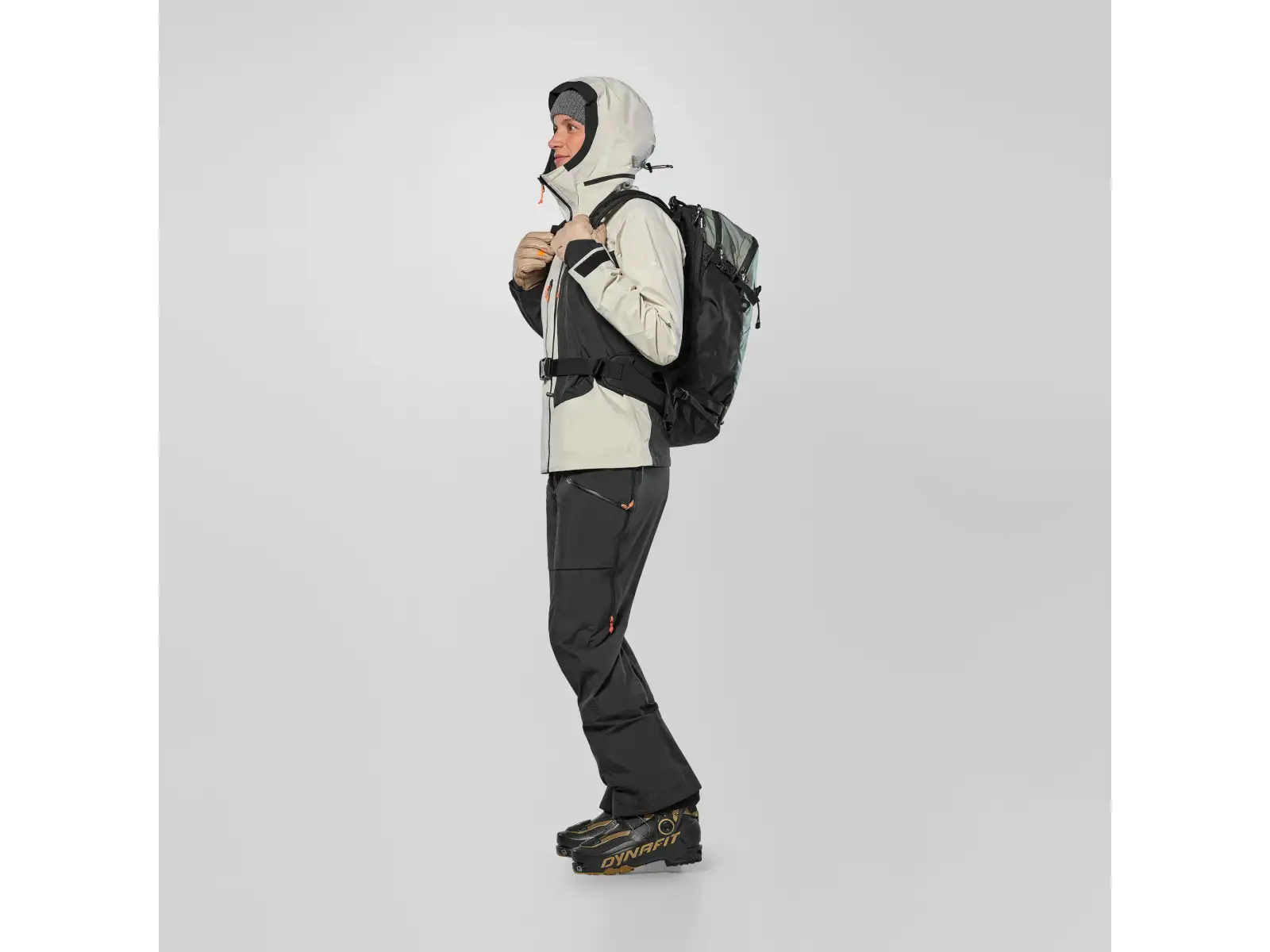 Salewa Sella Tour 30L dámsky batoh Shadow/Black Out