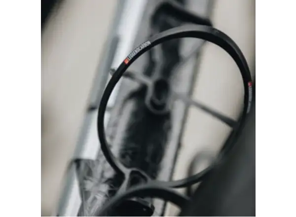 ELITE LEGGERO 2.5 košík Carbon