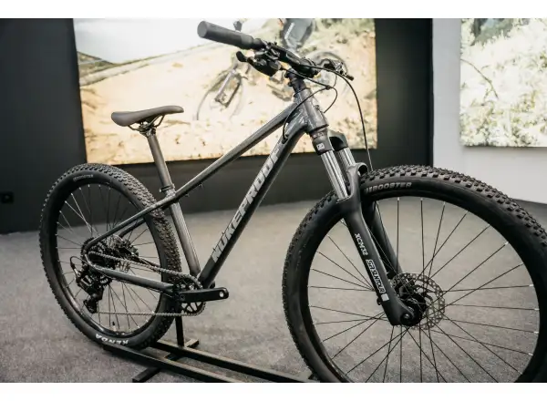 Nukeproof Tracker Sport 275 Essa 1x8 horský bicykel Black/Bronze
