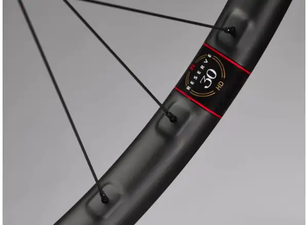 Reserve 30/HD 27,5" MTB karbónový ráfik 32 dier
