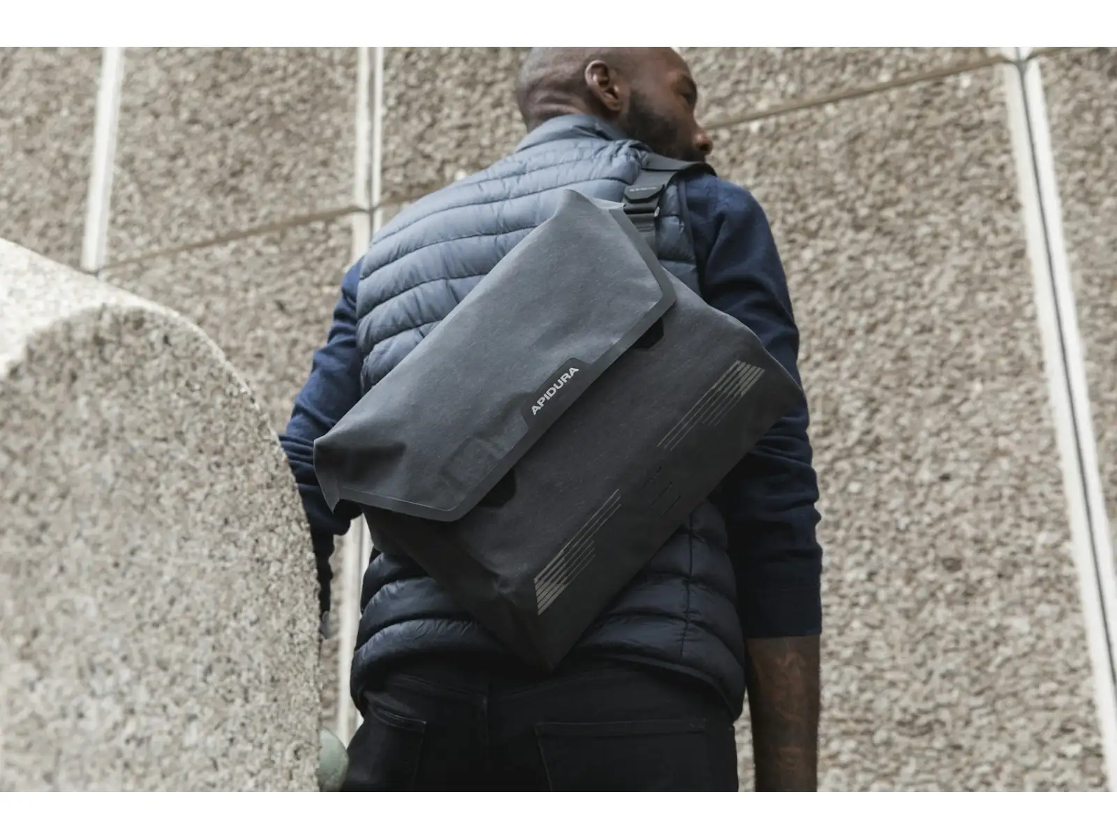 Apidura City Messenger taška 13"
